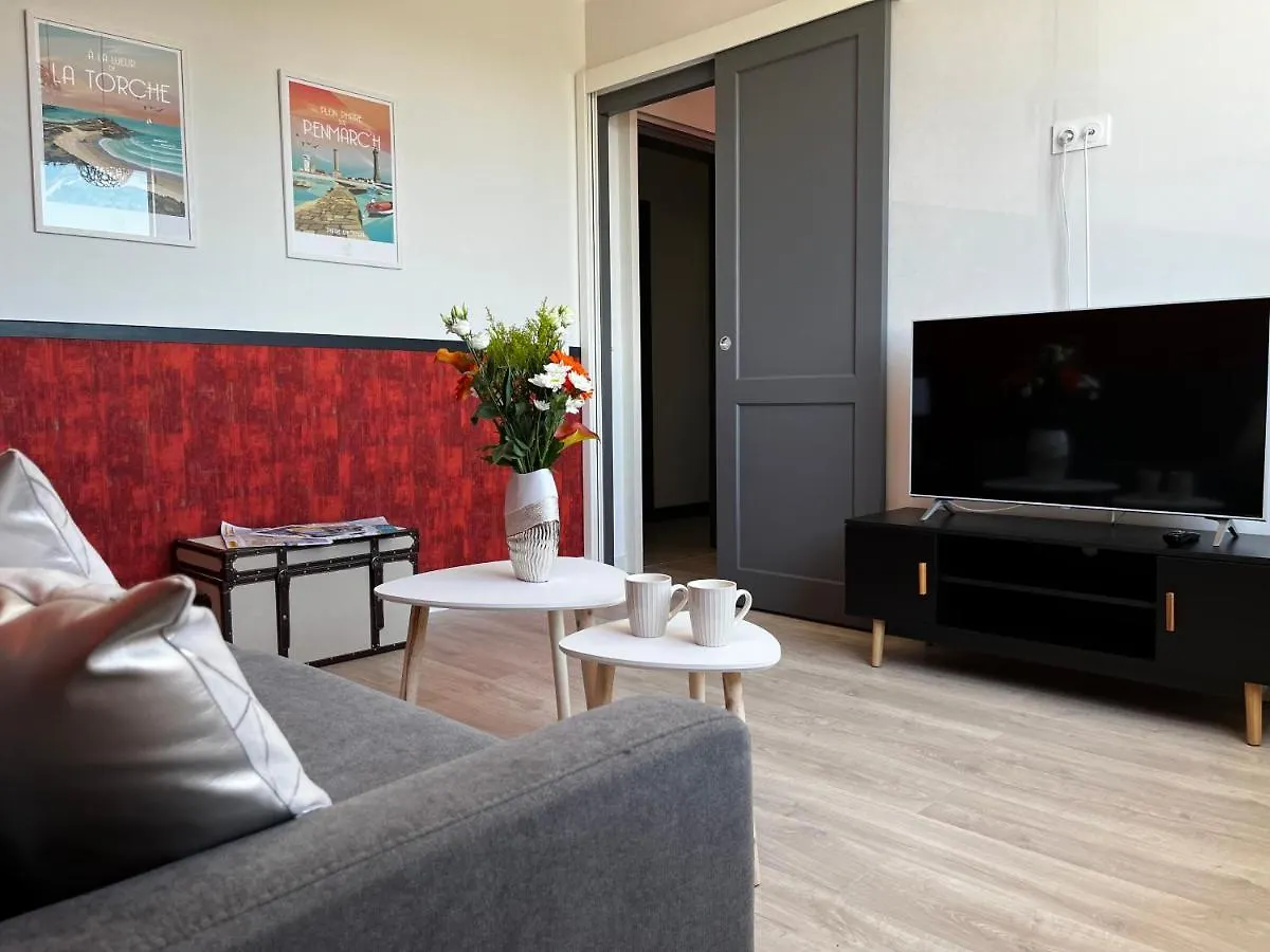 Lostendro, appartements vue port Guilvinec
